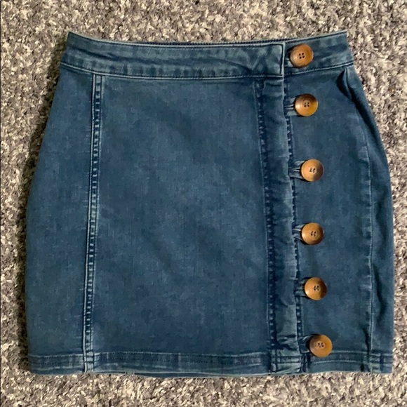 FREE PEOPLE DENIM MINI SKIRT - Picture 2 of 13